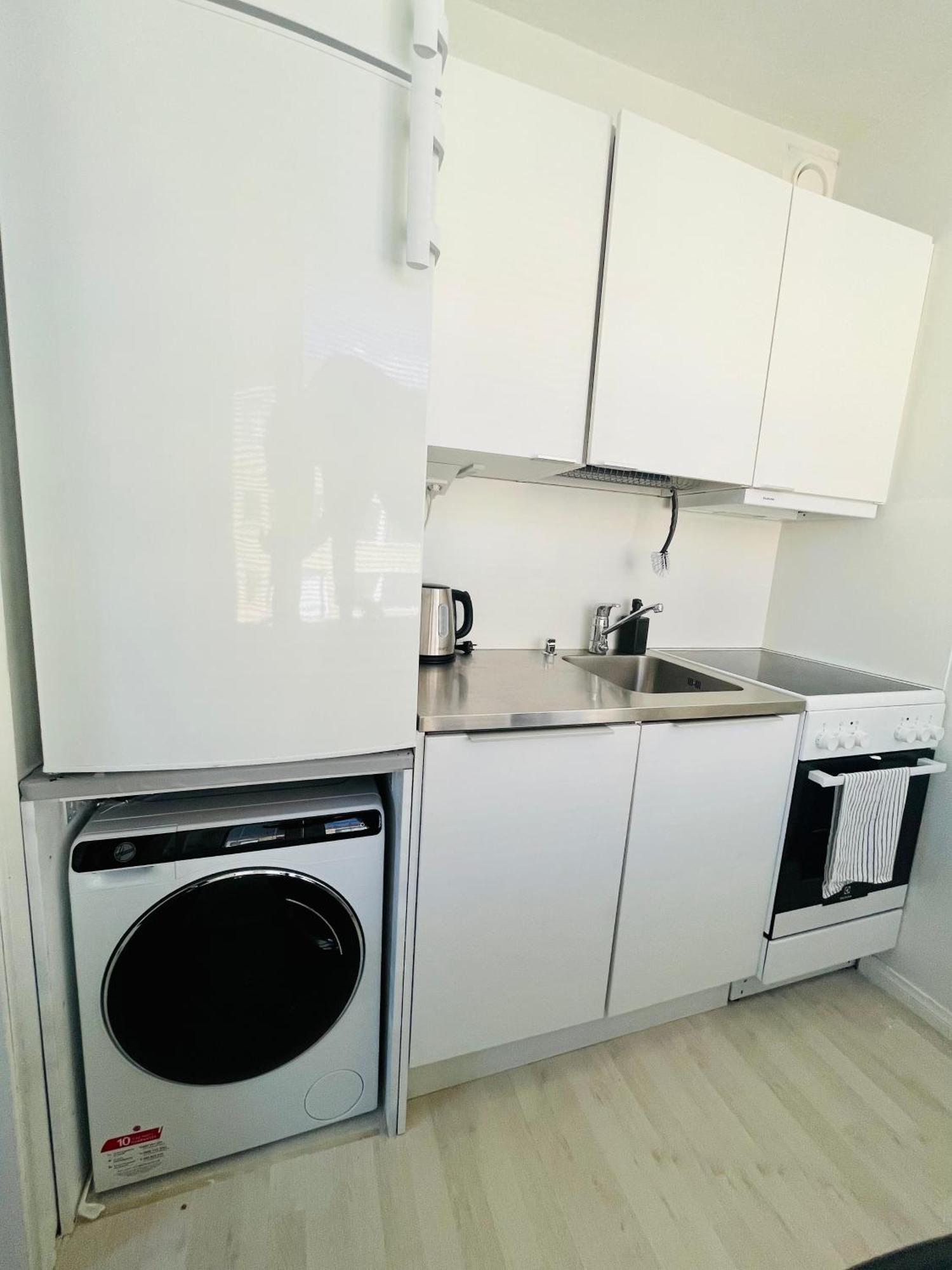 Modern Apartment Urban Tranquil, Great Location And Transport Connections เฮลซิงกิ ภายนอก รูปภาพ