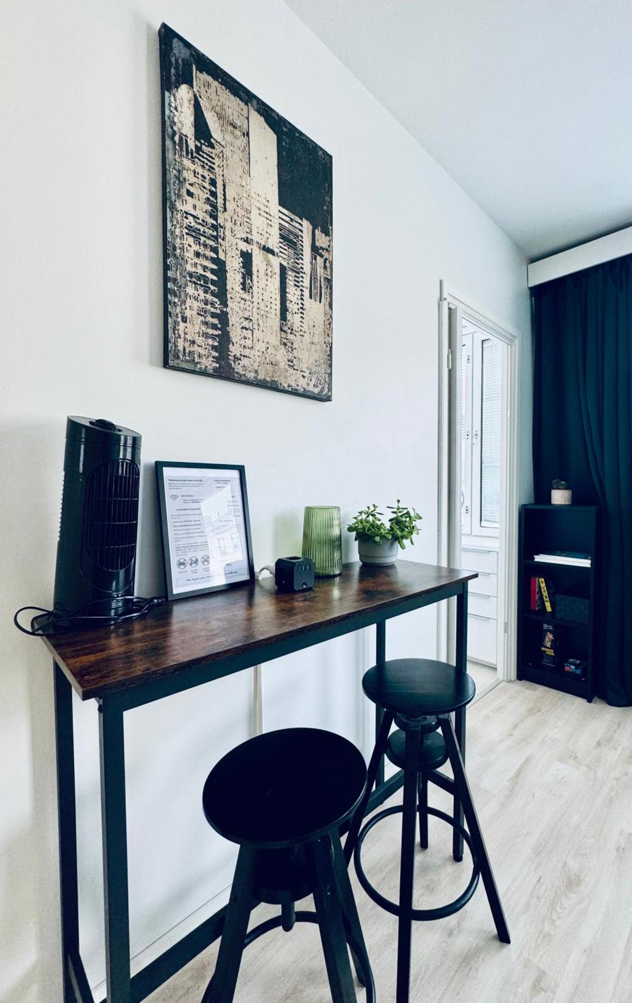 Modern Apartment Urban Tranquil, Great Location And Transport Connections เฮลซิงกิ ภายนอก รูปภาพ