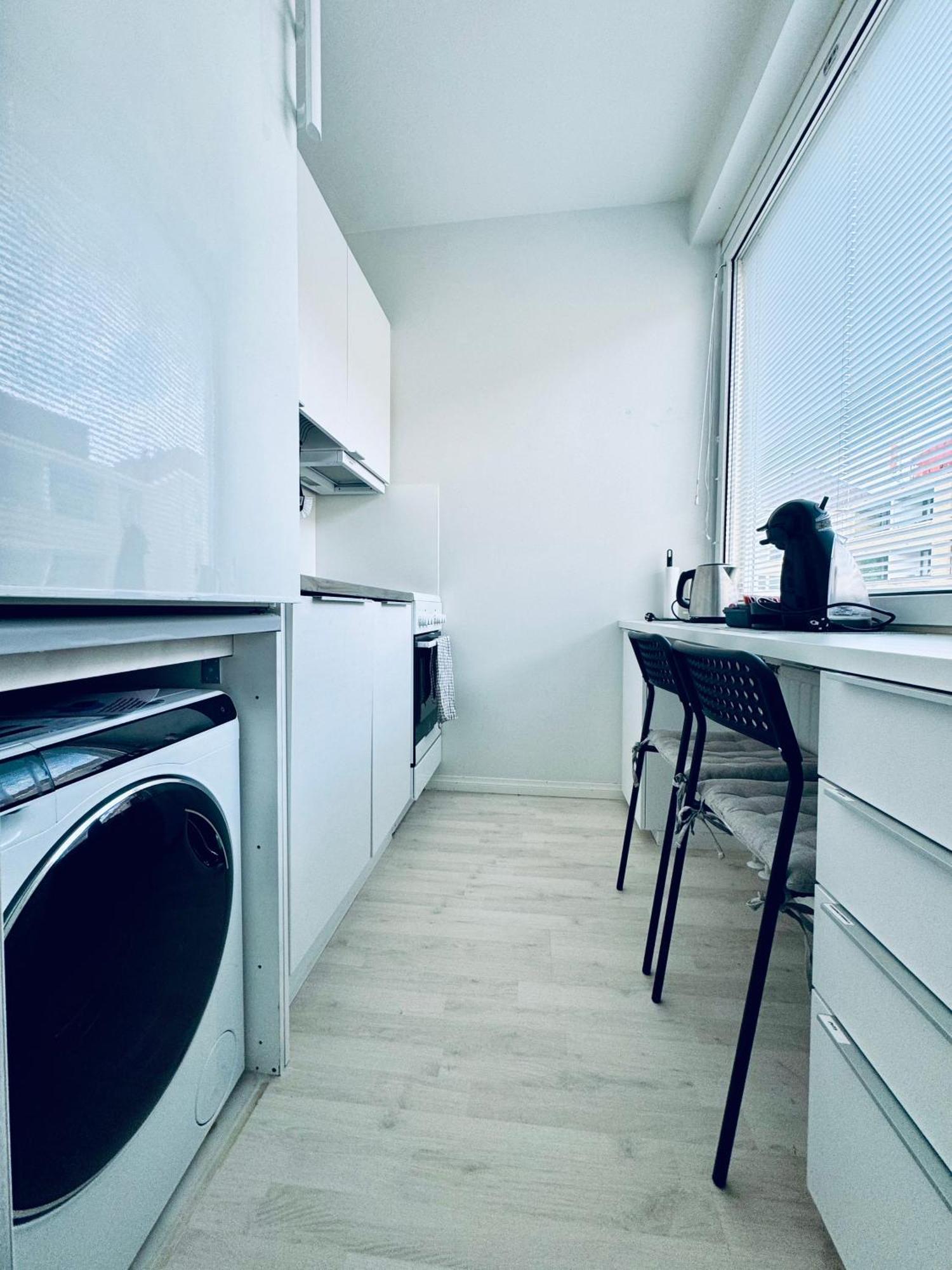 Modern Apartment Urban Tranquil, Great Location And Transport Connections เฮลซิงกิ ภายนอก รูปภาพ
